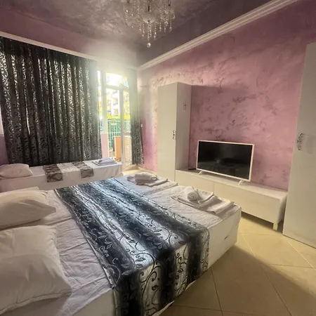 Bh-mi Sunny Hotel
