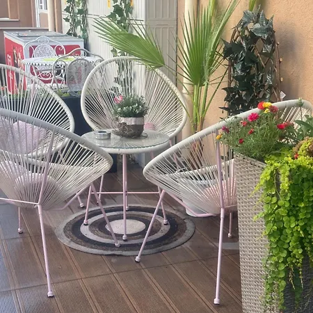 מלון Bh-mi Holiday