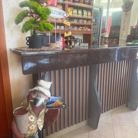 מלון Bh-mi Holiday